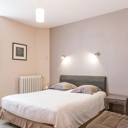 Hotel De La Gare ثوارس المظهر الخارجي الصورة