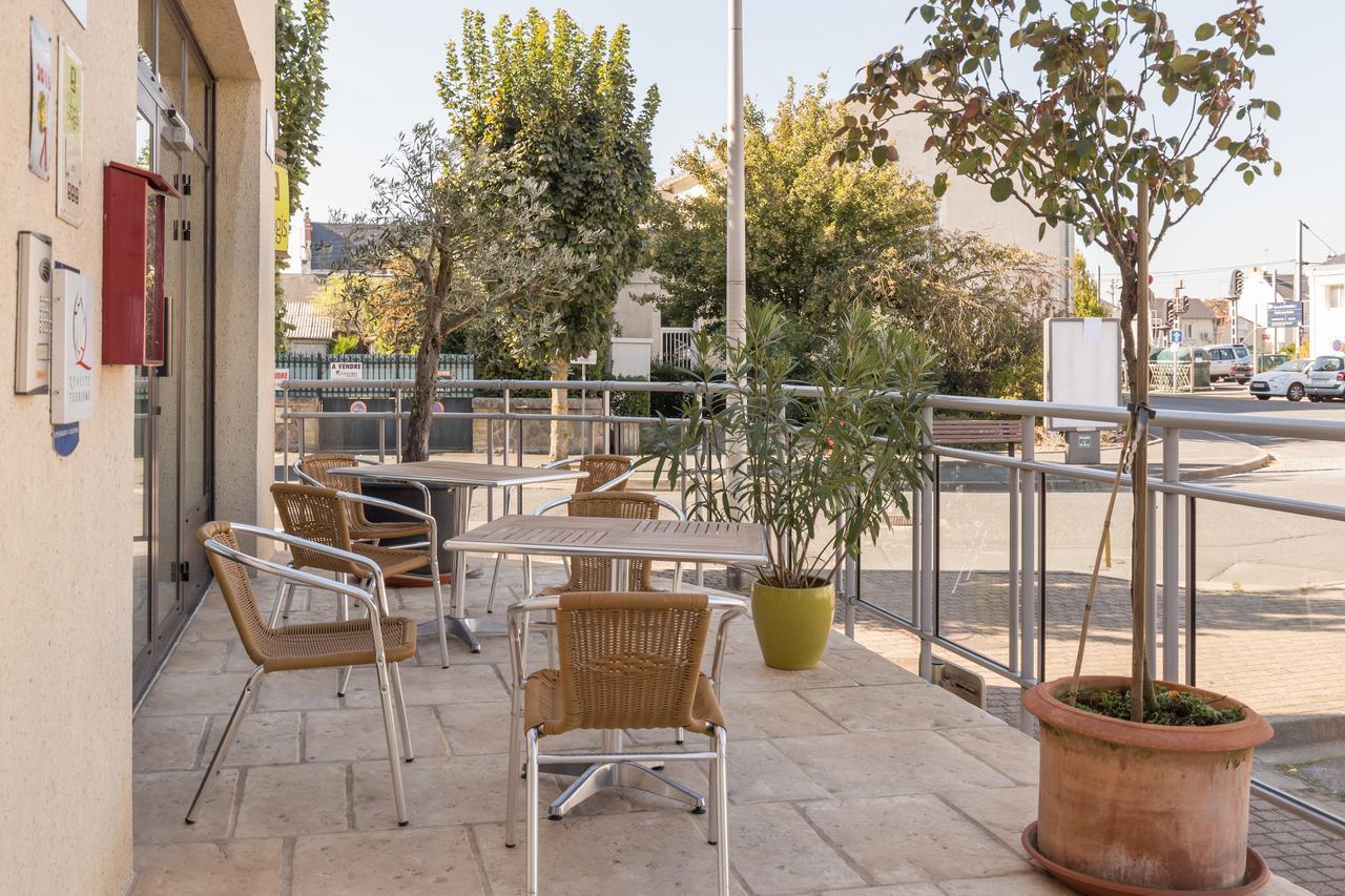 Hotel De La Gare ثوارس المظهر الخارجي الصورة